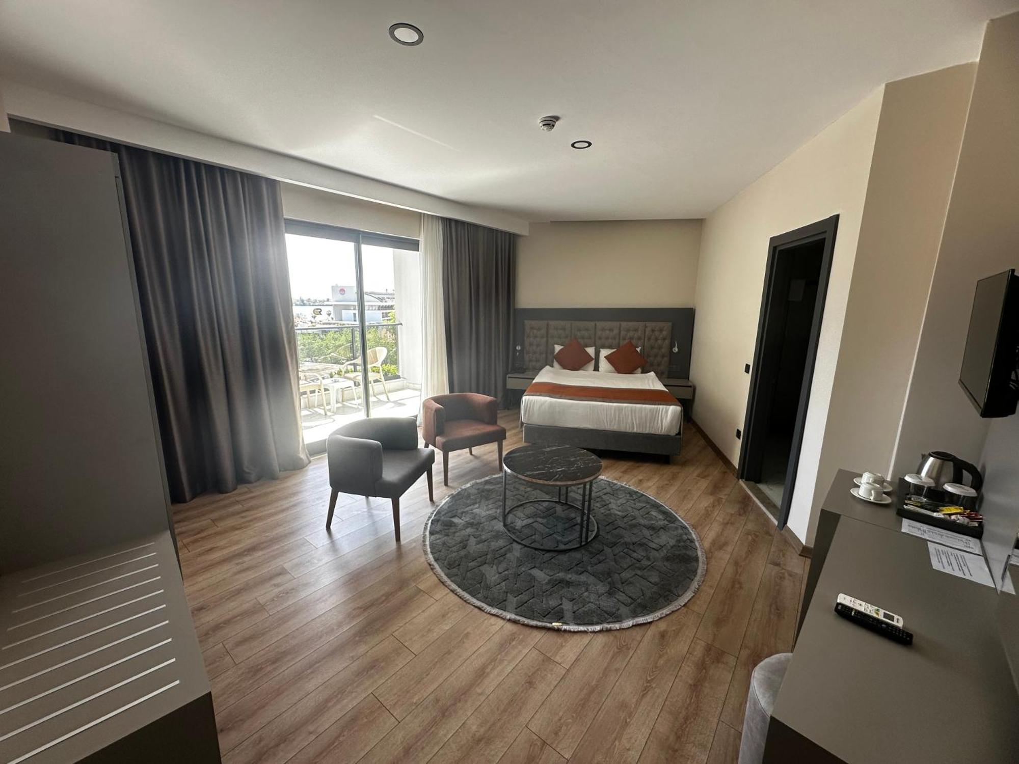 Standard Suite