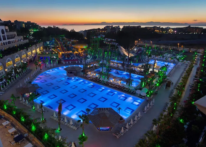 Hotel Crystal Sunset Pearl Collection Side